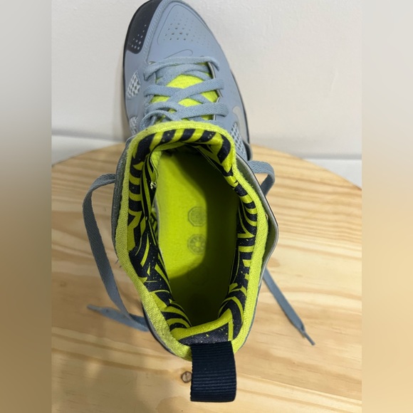 N I K E - Picture 10 of 12